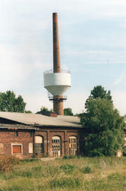 Blick vom Gterbahnhof auf das Bahnbetriebswerk am 05.09.2004